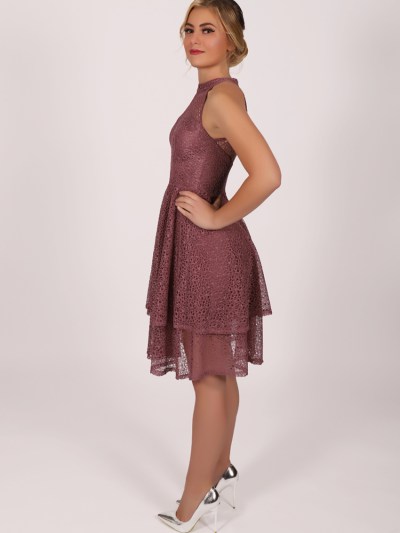 Robe courte avec dentelle dos nu en mousseline Dans - rose foncé