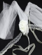 Décoration voiture mariage rétro en tulle avec fleur ( vendu par lots de 5 pièces ) blanc