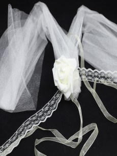 Décoration voiture mariage rétro en tulle avec fleur ( vendu par lots de 5 pièces ) blanc