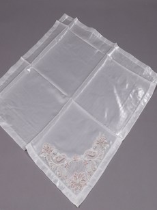Rangement trousseau organza - Crème/Rose