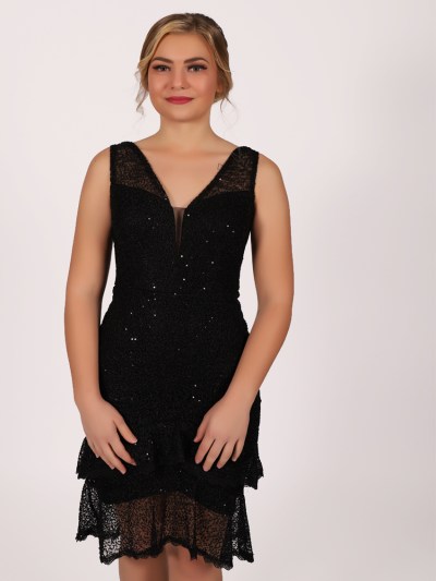 Robe courte à dentelle ceinturé Dans - noir