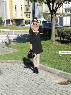 Tunique à col roulé détail simili cuir Kemal aydin beige