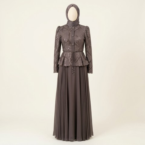Robe de Soirée Longue Élégante à Basque Brodé et Jupe Plissée