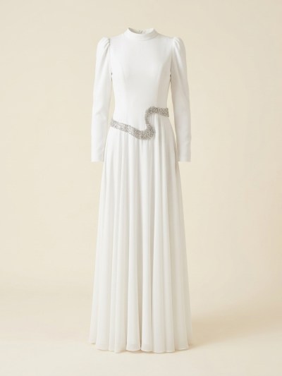 Robe de Soirée Longue Blanche avec Broderie Perlée