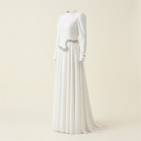 Robe de Soirée Longue Blanche avec Broderie Perlée