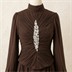 Robe de Soirée Longue Marron à Corsage Plissé et Strass