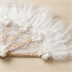Éventail de Mariée en Dentelle et Plumes Blanches