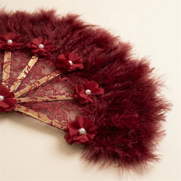 Éventail de Cérémonie en Dentelle et Plumes Bordeaux