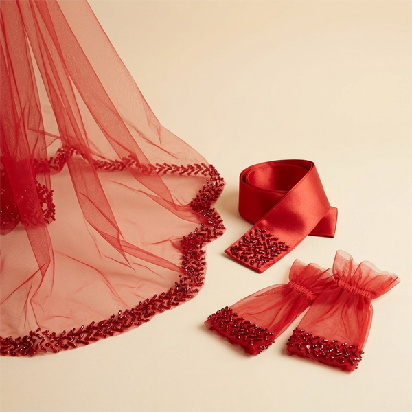 Ensemble Voile de Henné Rouge avec Gants et Ceinture