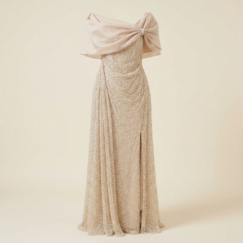Robe de Soirée Longue Champagne Brodée de Perles avec Étole Drapée