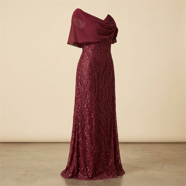 Robe de soirée longue bordeaux à sequins avec cape drapée