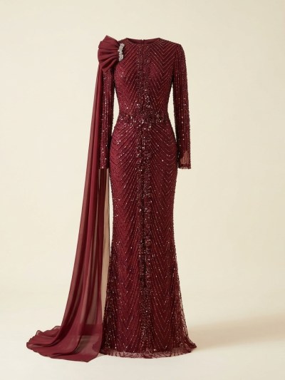 Robe de Soirée Longue Bordeaux Brodée à Sequins avec Cape
