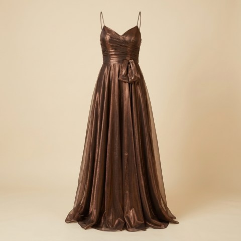 Robe de Soirée Longue Métallisée Bronze à Fines Bretelles