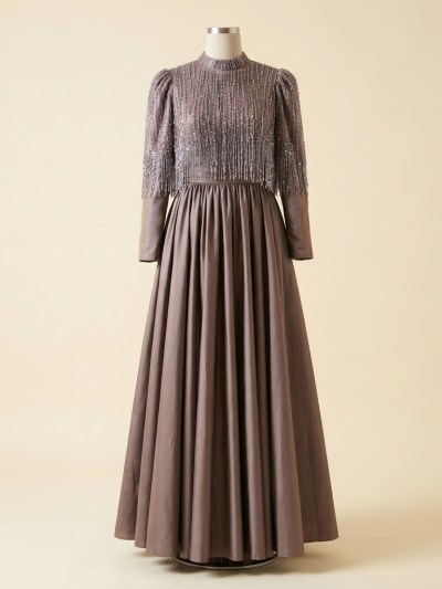 Robe de Soirée Longue avec Cape Perlée à Franges