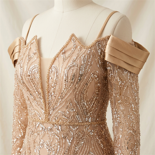 Robe de Soirée Longue Champagne Brodée de Sequins