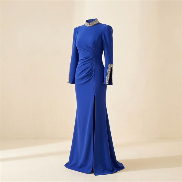 Robe de Soirée Longue Bleu Roi à Strass et Col Montant