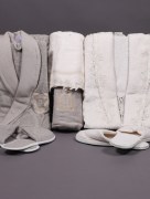 Ensemble de peignoirs avec guipure Ipekce 7 pièces - Gris/crème