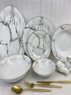 Service de table Zellerfeld blanc à rayures 28 pièces