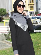 Tunique avec applique en cuir gris