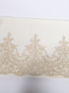 Serviette à motif pailette doré