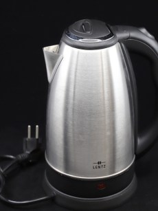 Bouilloire électrique Lentz 1.8L