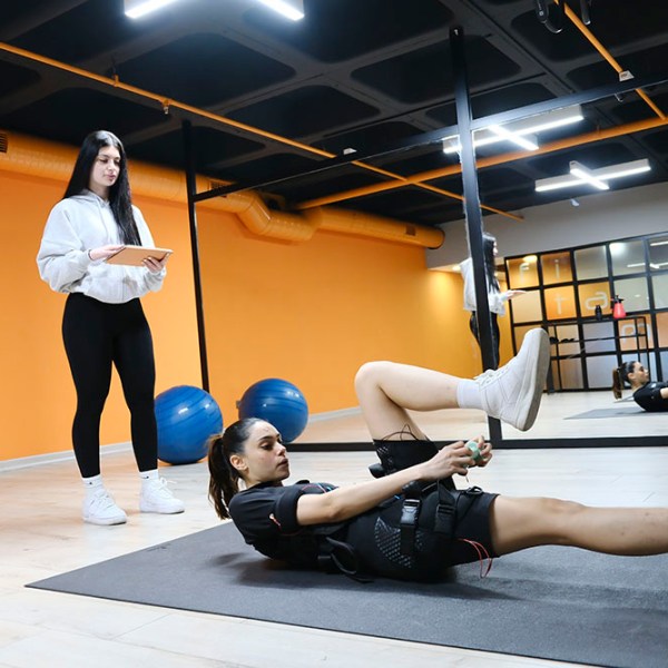 Elektro Kas Stimülasyonunun Fitness Ve Kas Gelişimine Etkileri